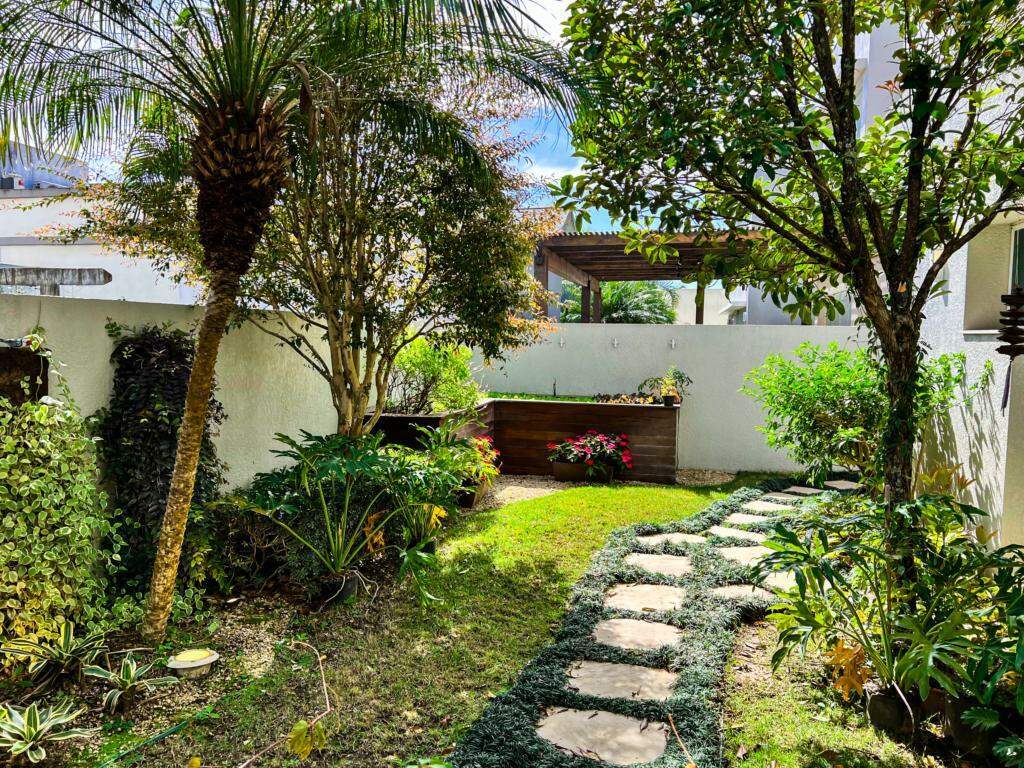 Casa em Condomínio à venda no Condado de Capão : 