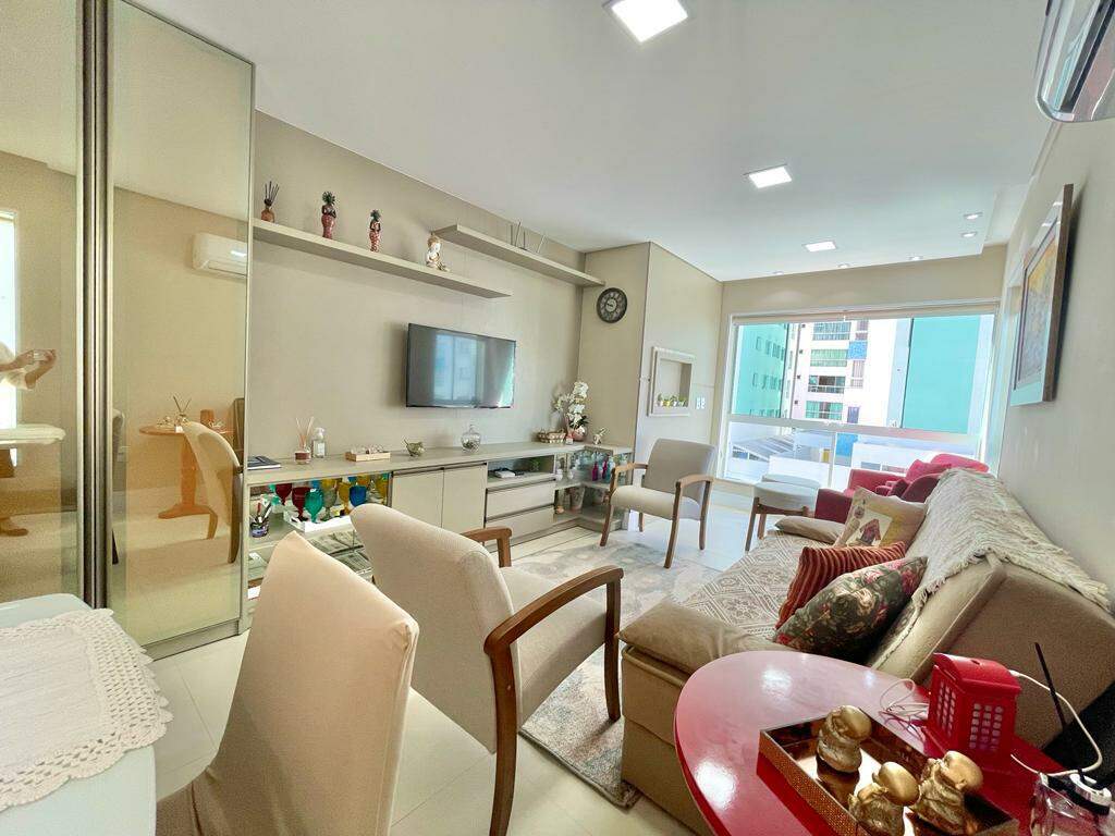 Apartamento à venda no Navegantes: 