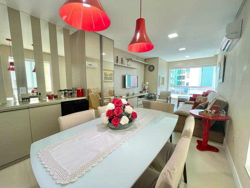 Apartamento à venda no Navegantes: 