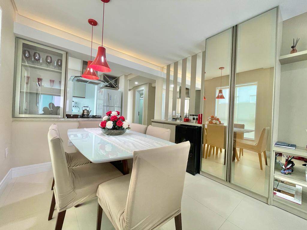 Apartamento à venda no Navegantes: 