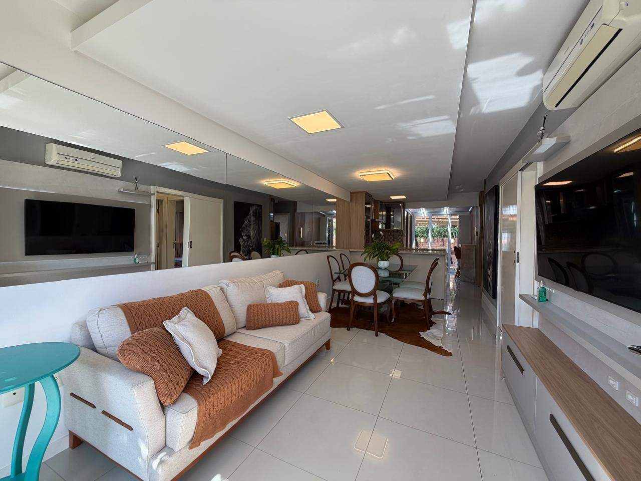 Casa em Condomínio à venda no Condomínio Casa Hermosa: 