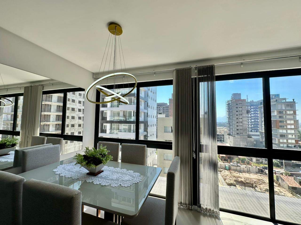 Apartamento à venda no Zona Nova: 