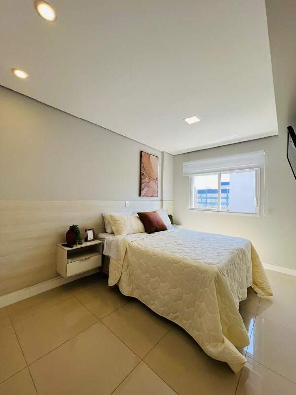 Apartamento à venda no Navegantes: 