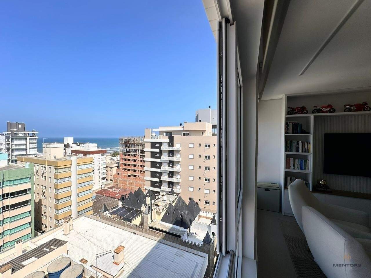 Apartamento à venda no Zona Nova: 