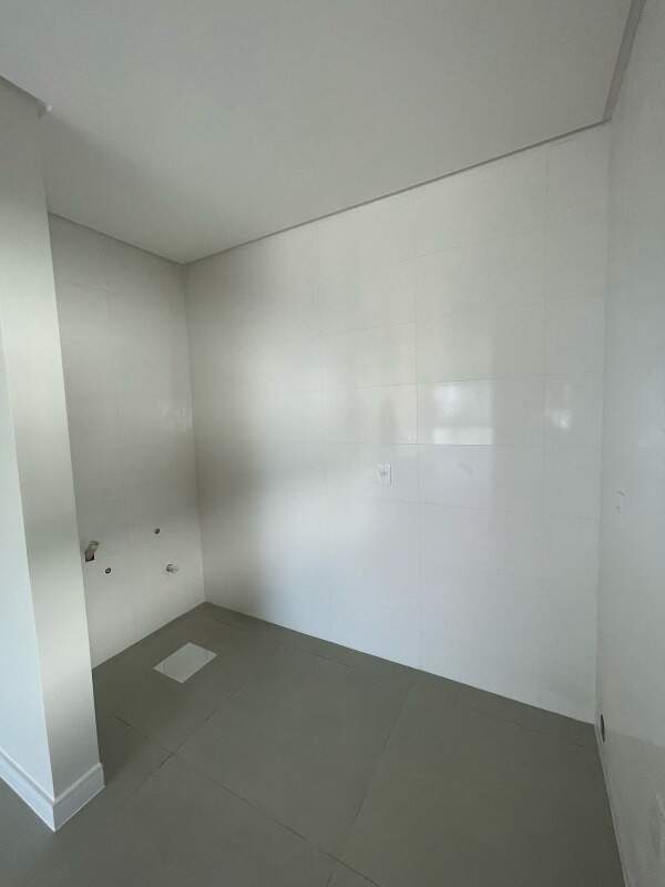 Apartamento à venda no Zona Nova: 