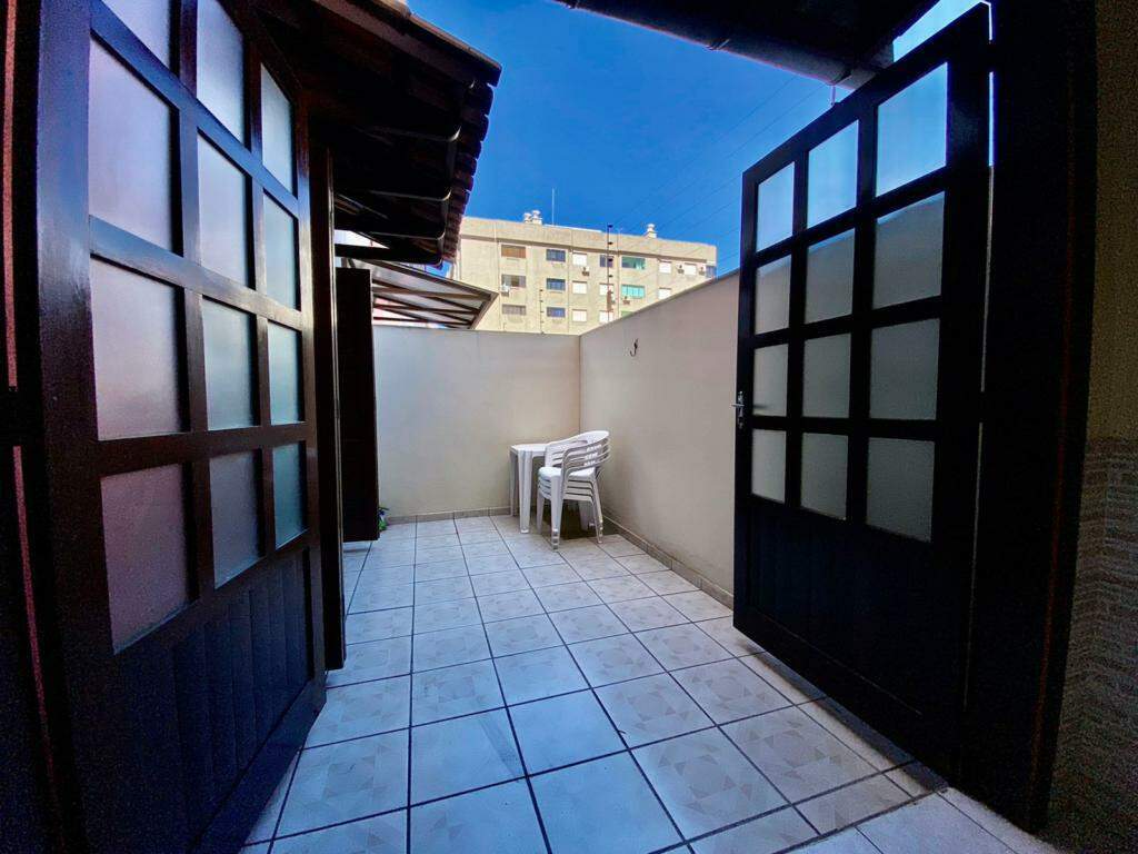 Apartamento à venda no Zona Nova: 