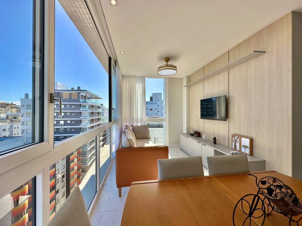 Apartamento à venda no Zona Nova: 