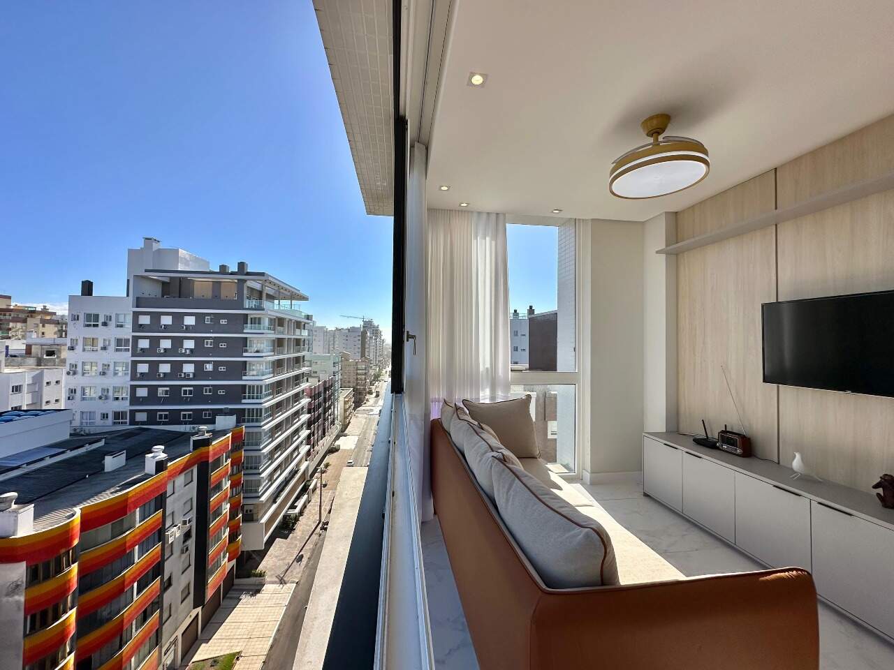 Apartamento à venda no Zona Nova: 