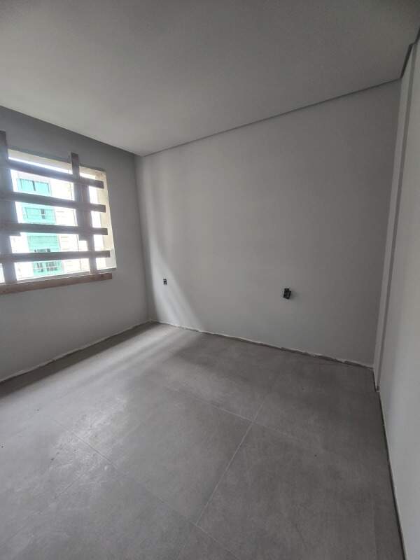 Apartamento à venda no Navegantes: 