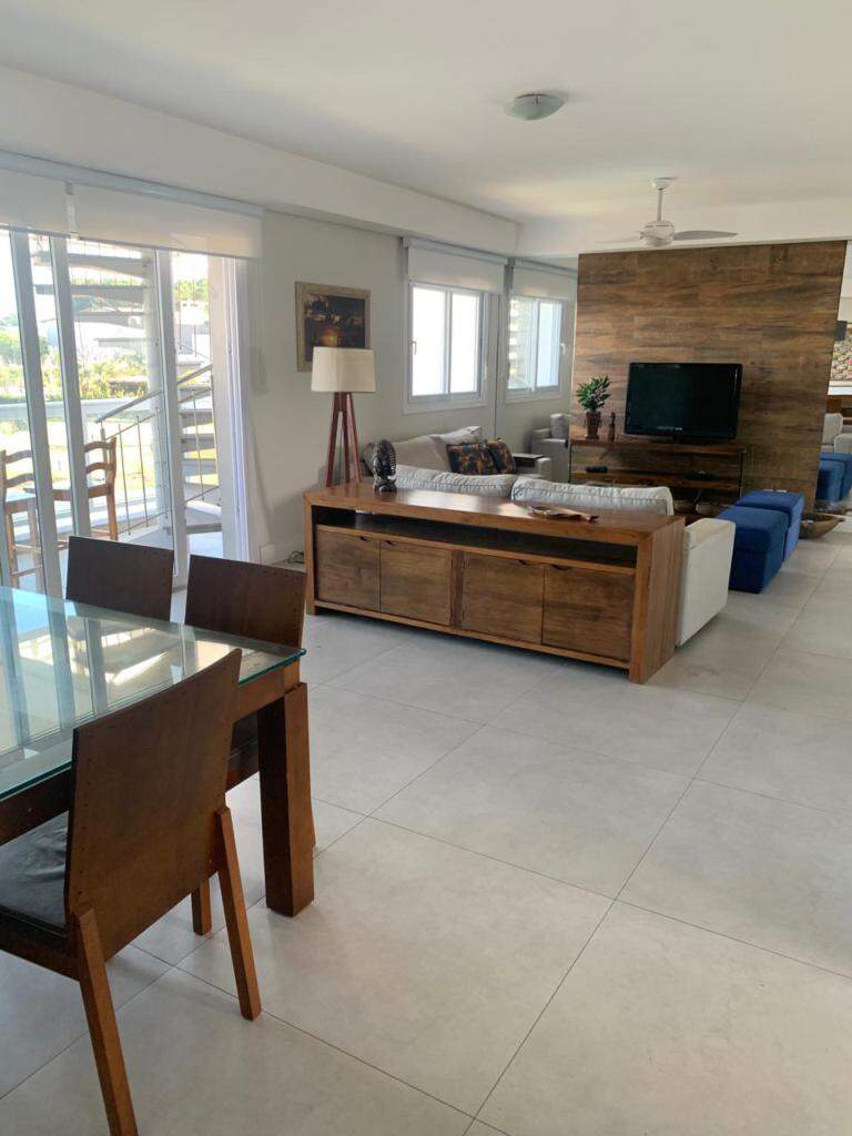 Casa em Condomínio à venda no Atlantida: 