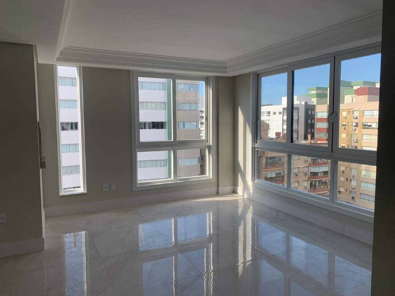 Apartamento à venda no Zona Nova: 