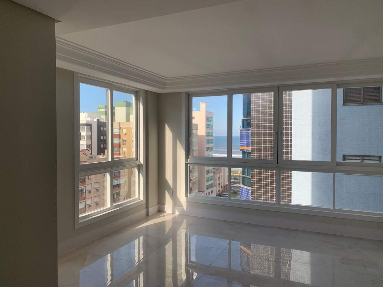 Apartamento à venda no Zona Nova: 