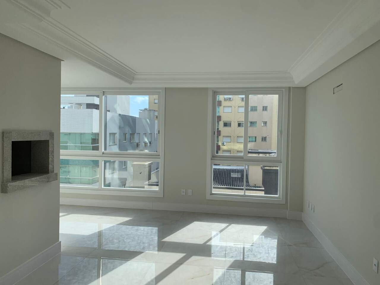 Apartamento à venda no Zona Nova: 