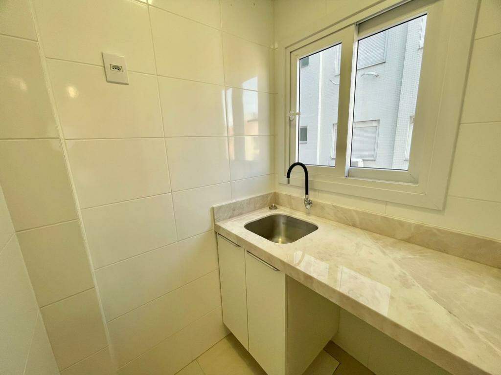 Apartamento à venda no Zona Nova: 