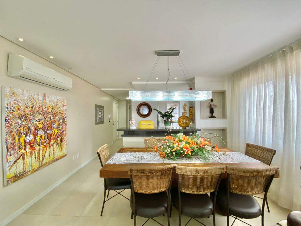 Apartamento à venda no Zona Nova: 