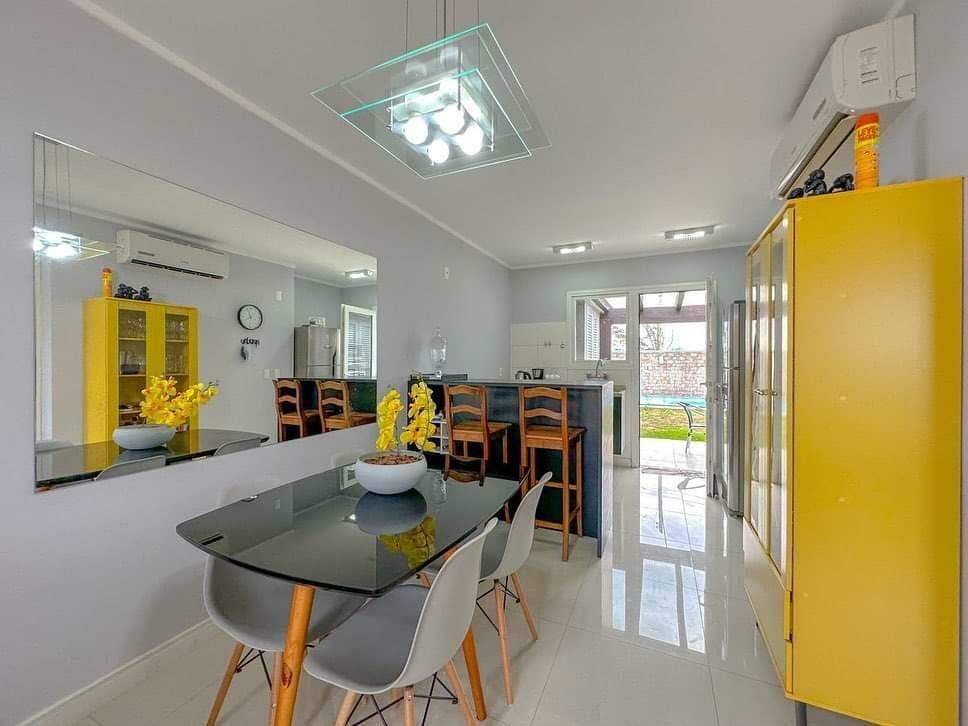 Casa em Condomínio à venda no Condomínio Casa Hermosa: 