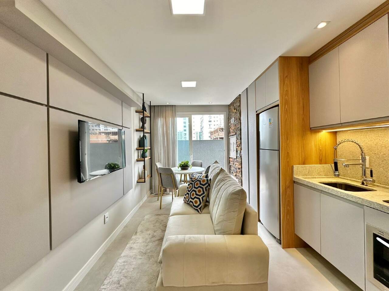 Apartamento à venda no Zona Nova: 