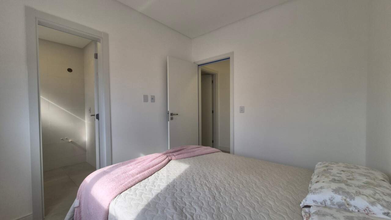 Apartamento à venda no Zona Nova: 
