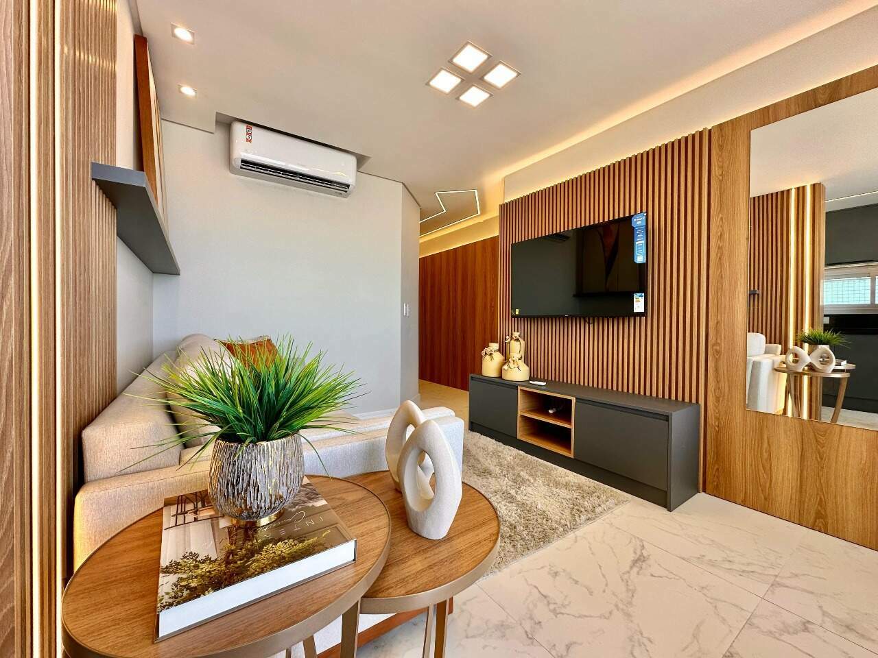 Apartamento à venda no Zona Nova: 
