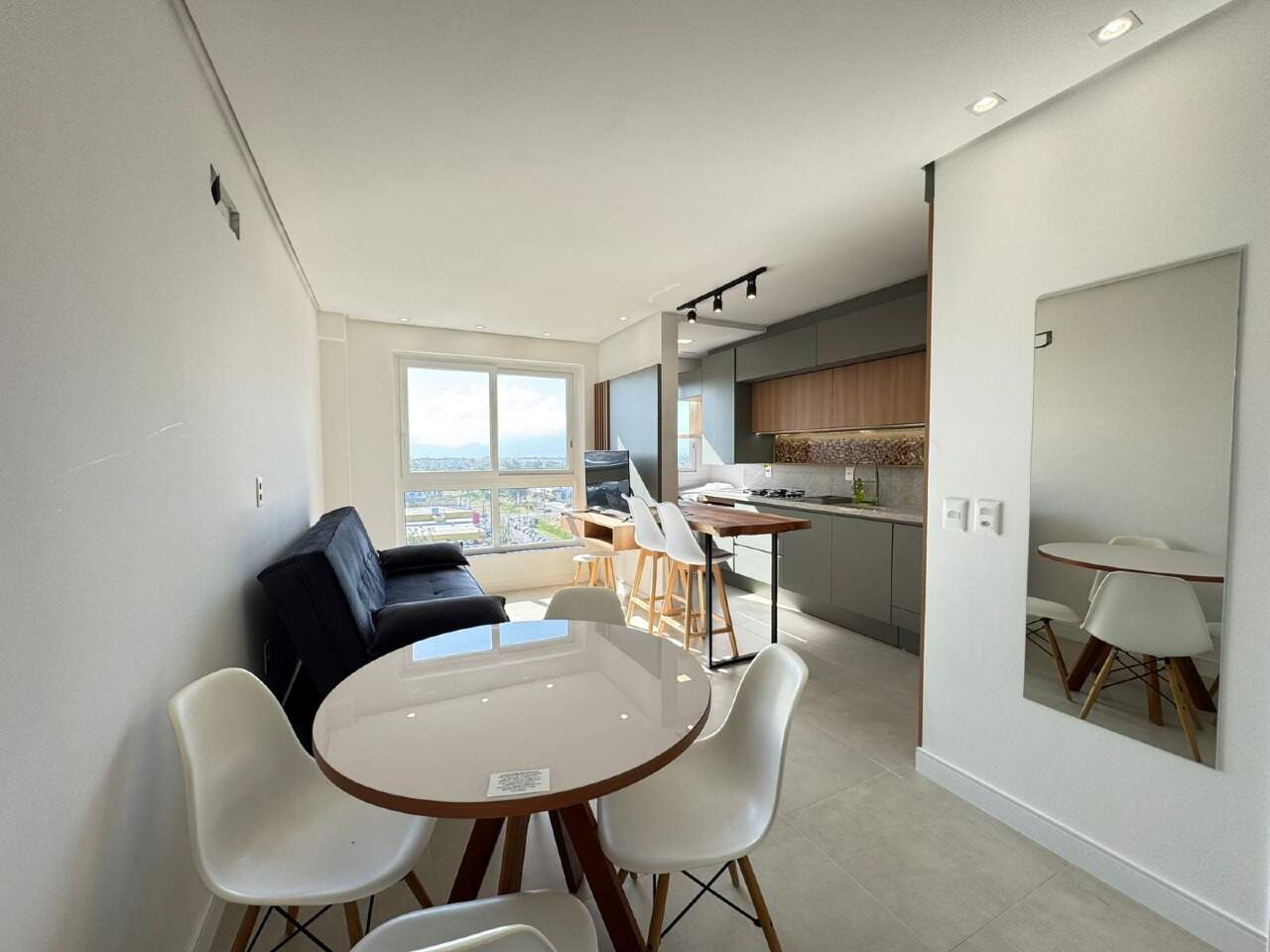 Apartamento à venda no Zona Nova: 