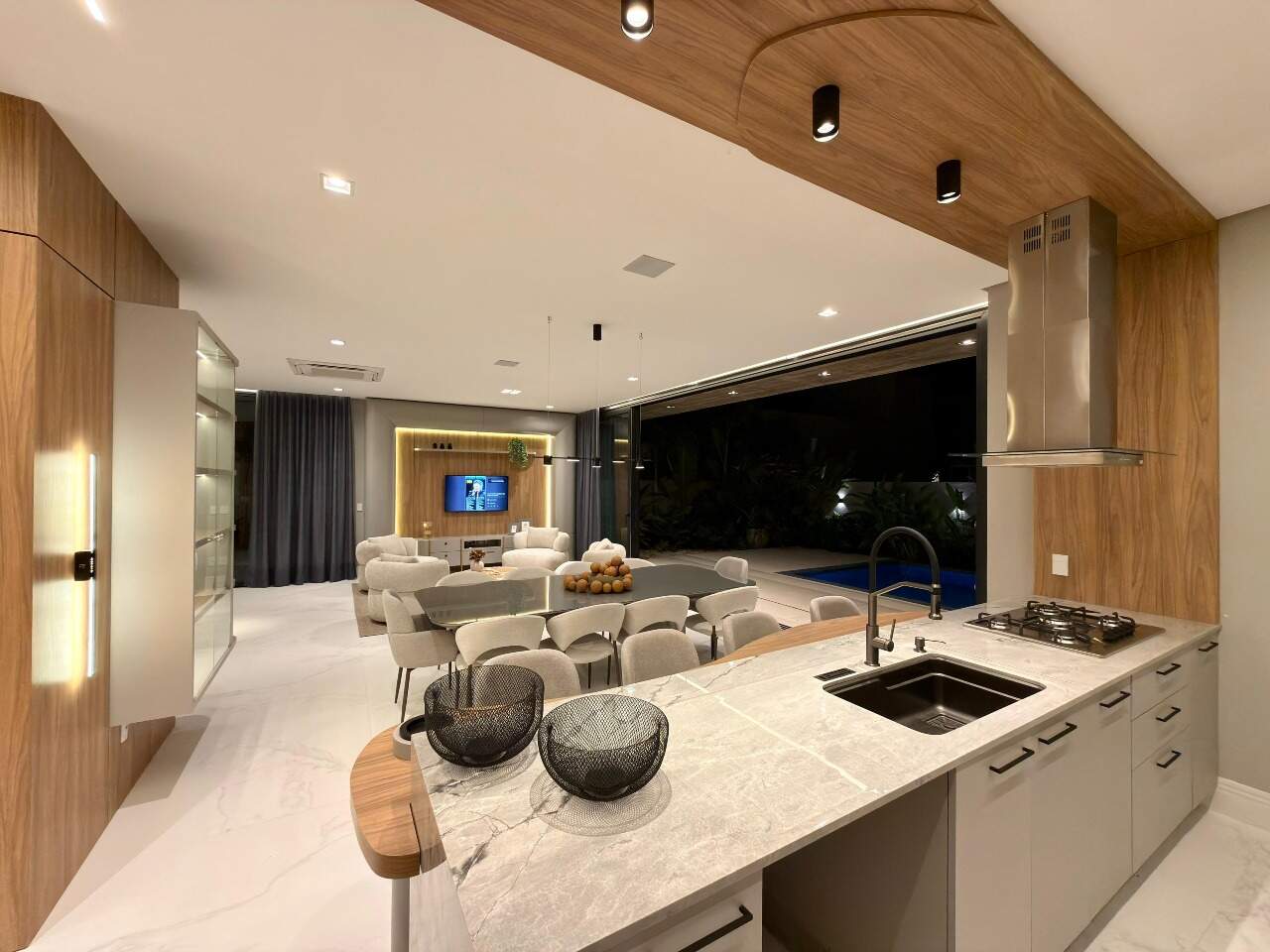 Casa em Condomínio à venda no Velas da Marina: 