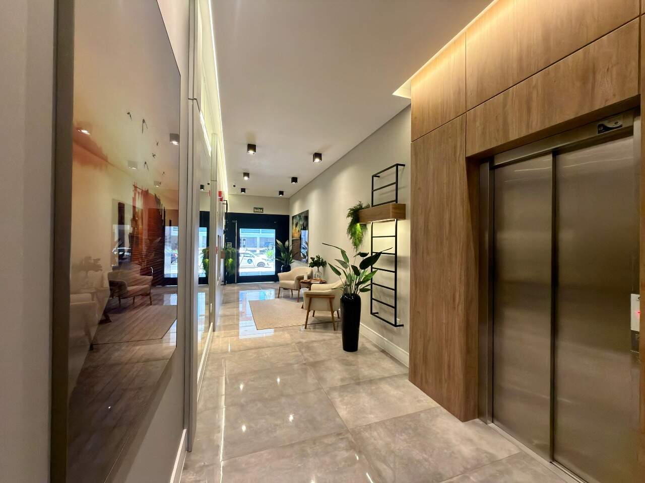 Apartamento à venda no Zona Nova: 