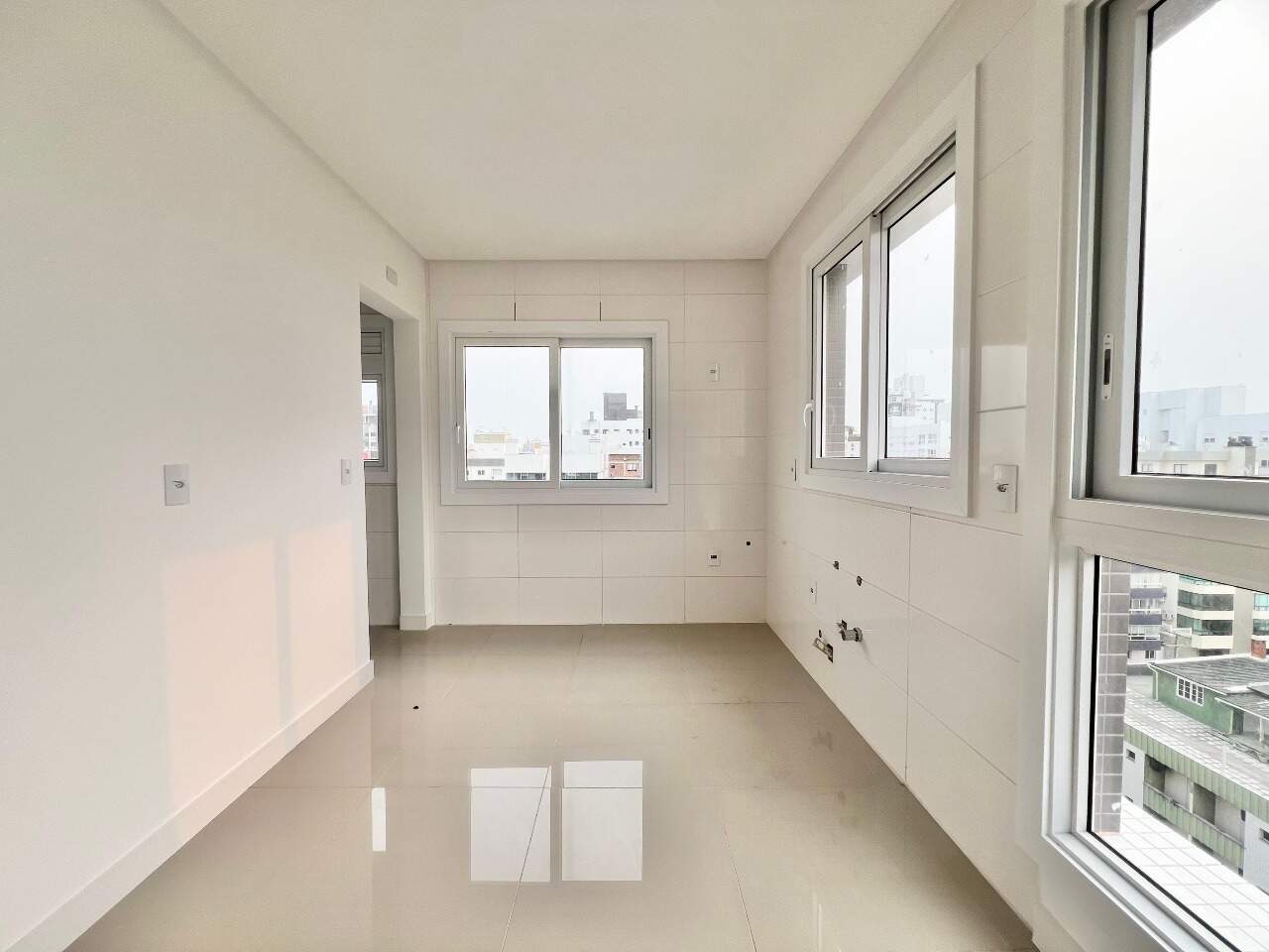 Apartamento à venda no Zona Nova: 