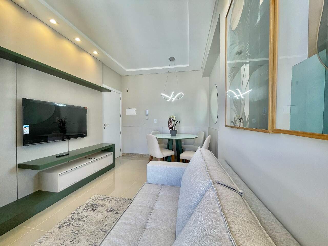 Apartamento à venda no Zona Nova: 