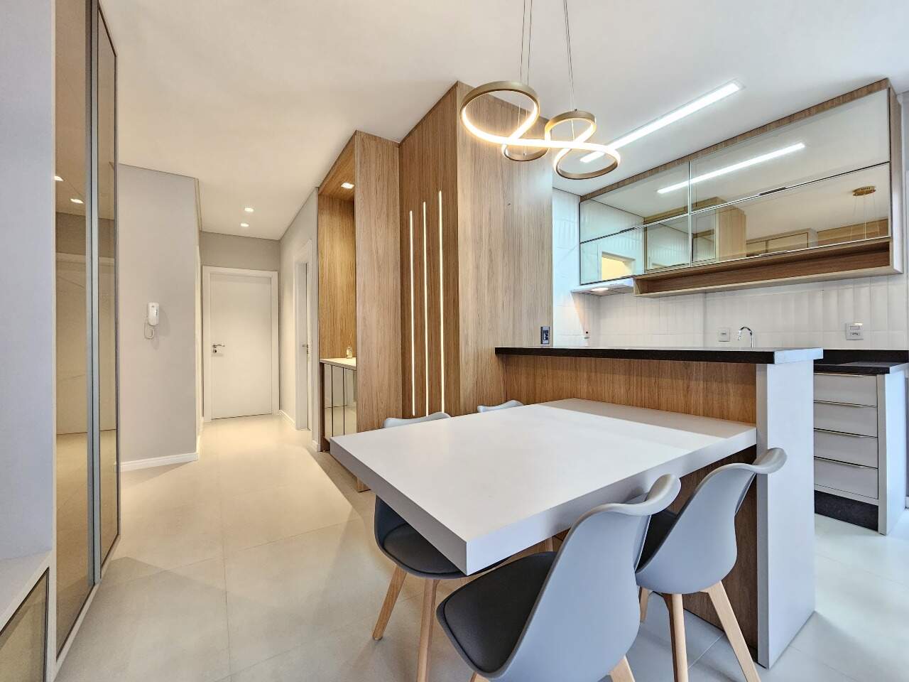 Apartamento à venda no Zona Nova: 