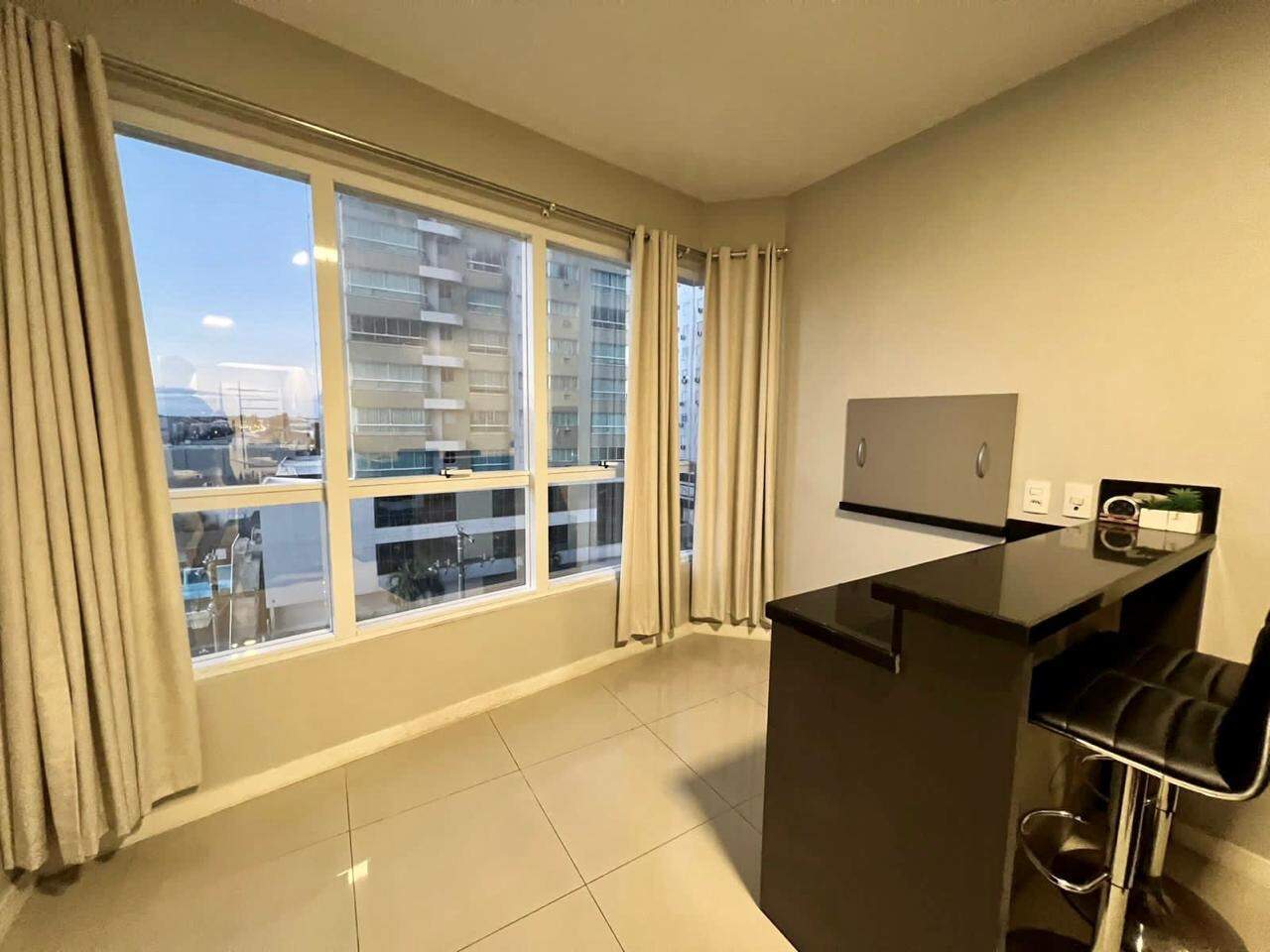Apartamento à venda no Zona Nova: 