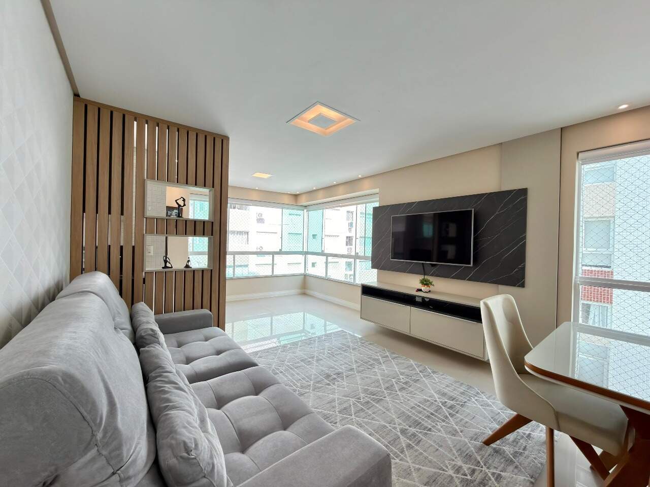 Apartamento à venda no Zona Nova: 