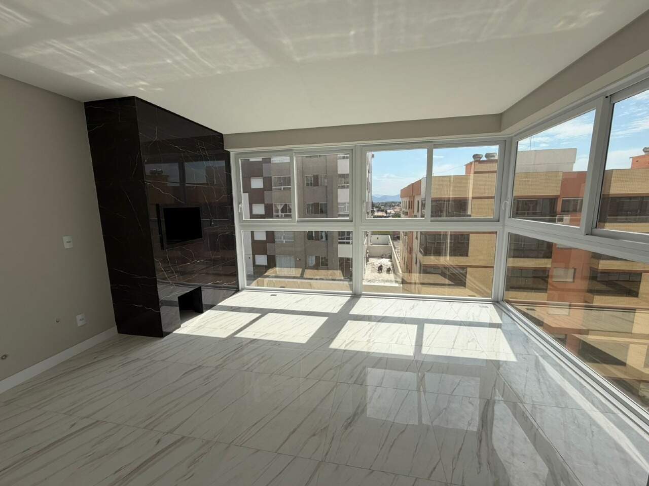 Apartamento à venda no Zona Nova: 