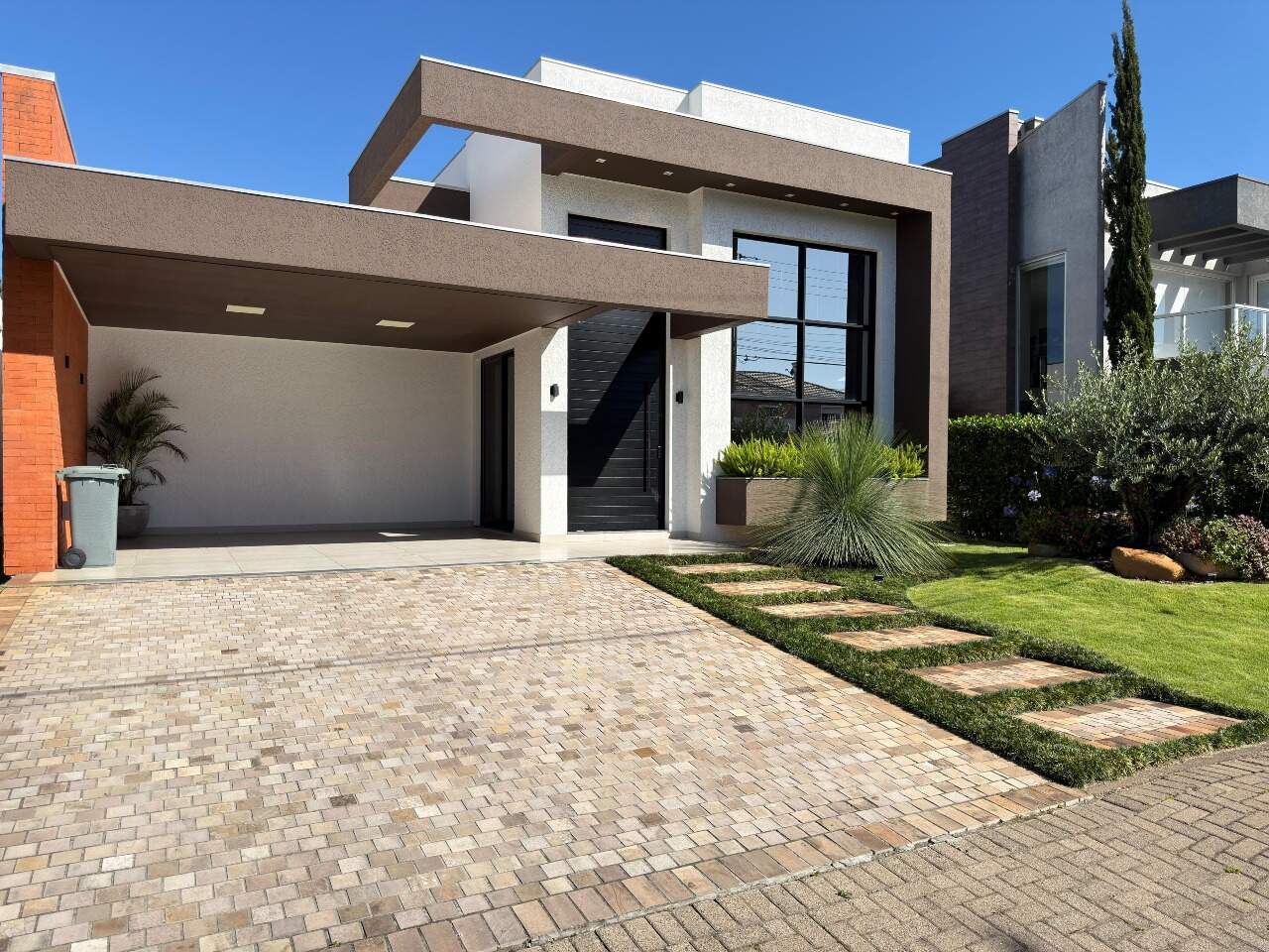 Casa em Condomínio à venda no Velas da Marina: 