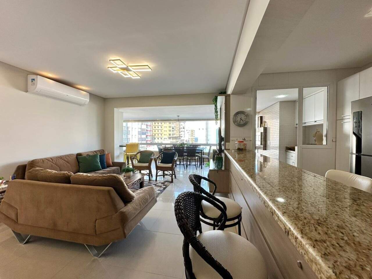 Apartamento à venda no Zona Nova: 