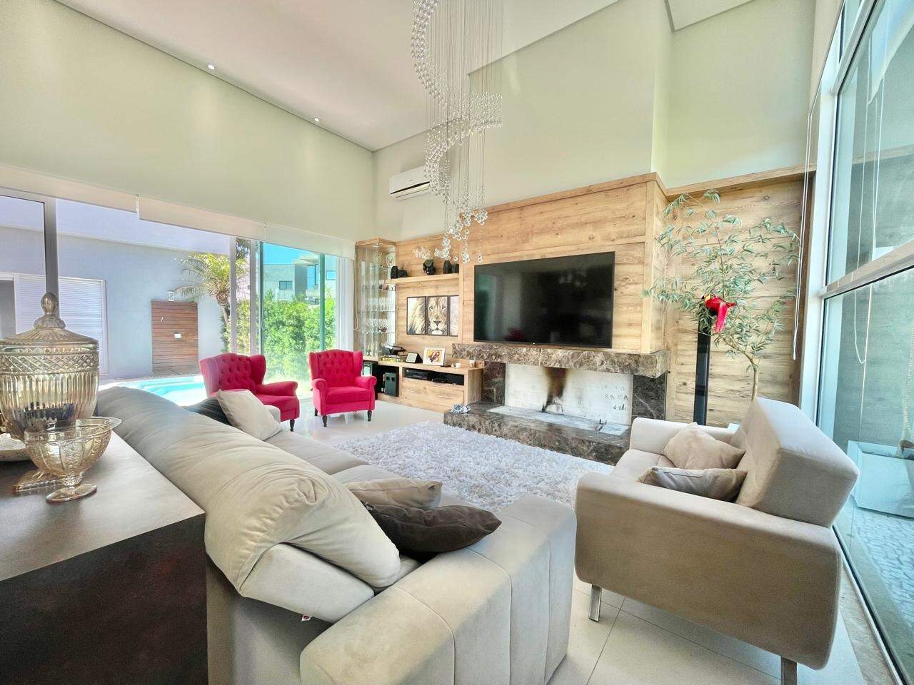 Casa em Condomínio à venda no Condado de Capão : 