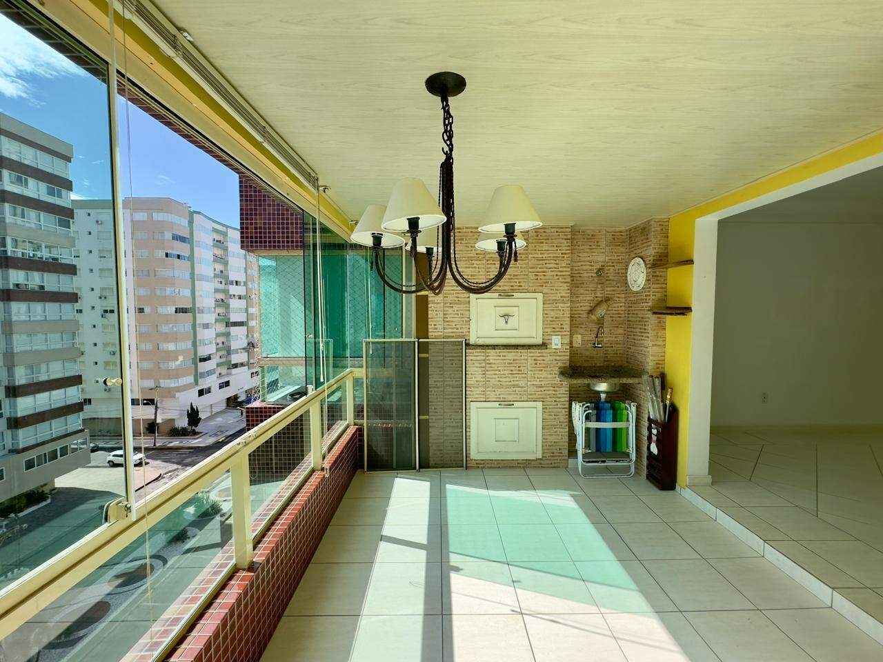Apartamento à venda no Zona Nova: 