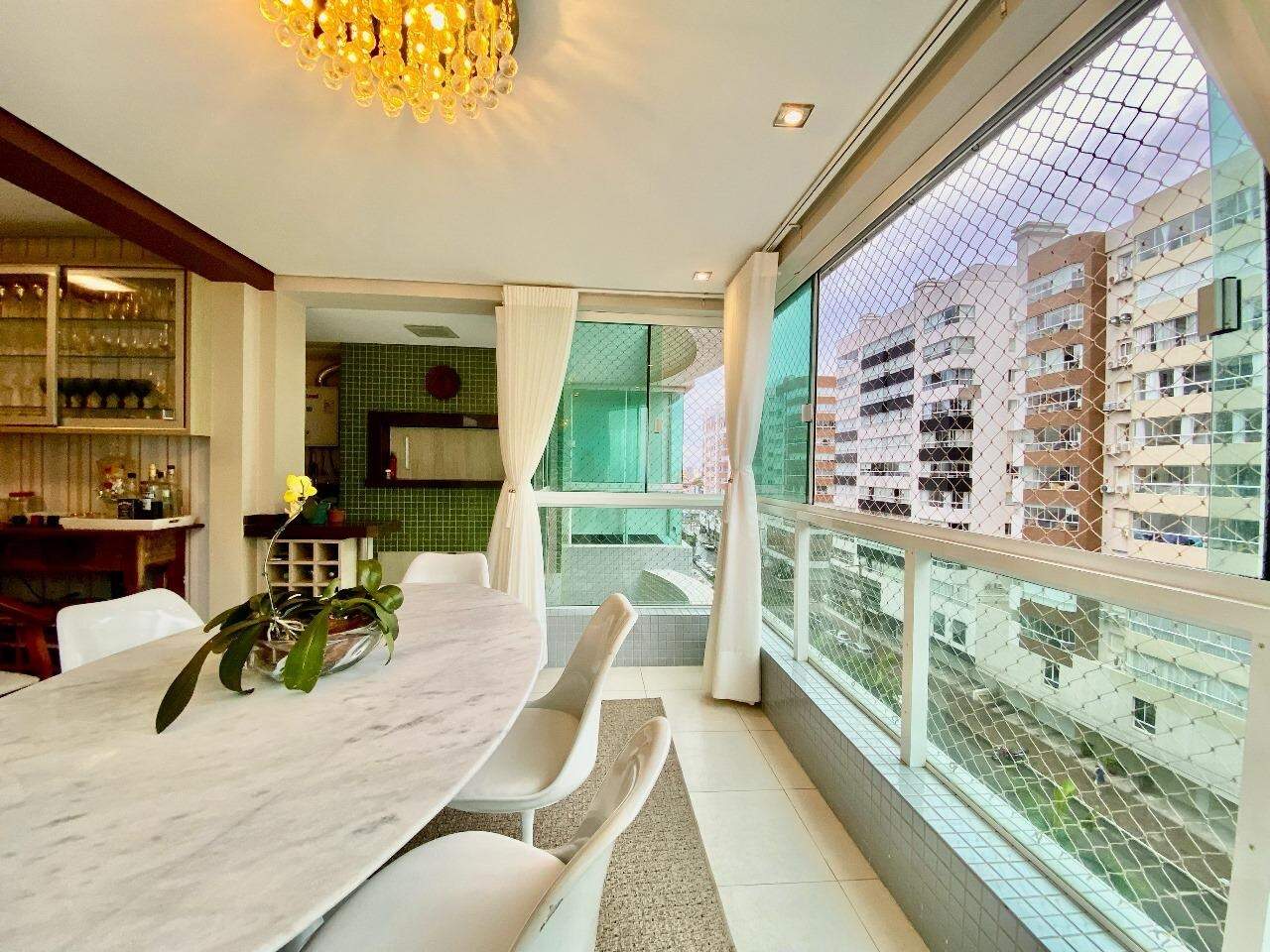 Apartamento à venda no Navegantes: 
