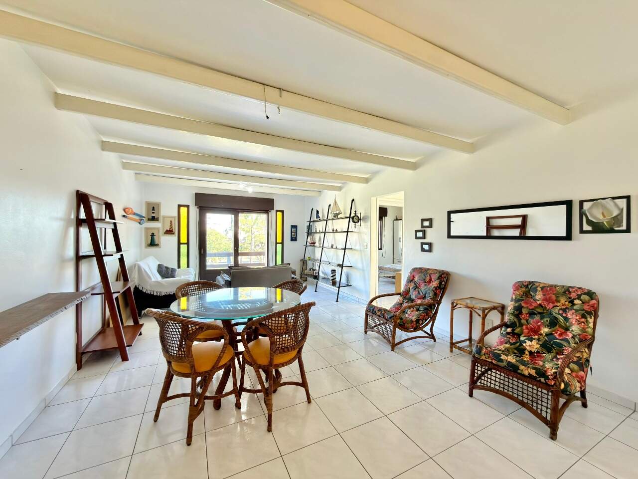 Apartamento à venda no Zona Nova: 