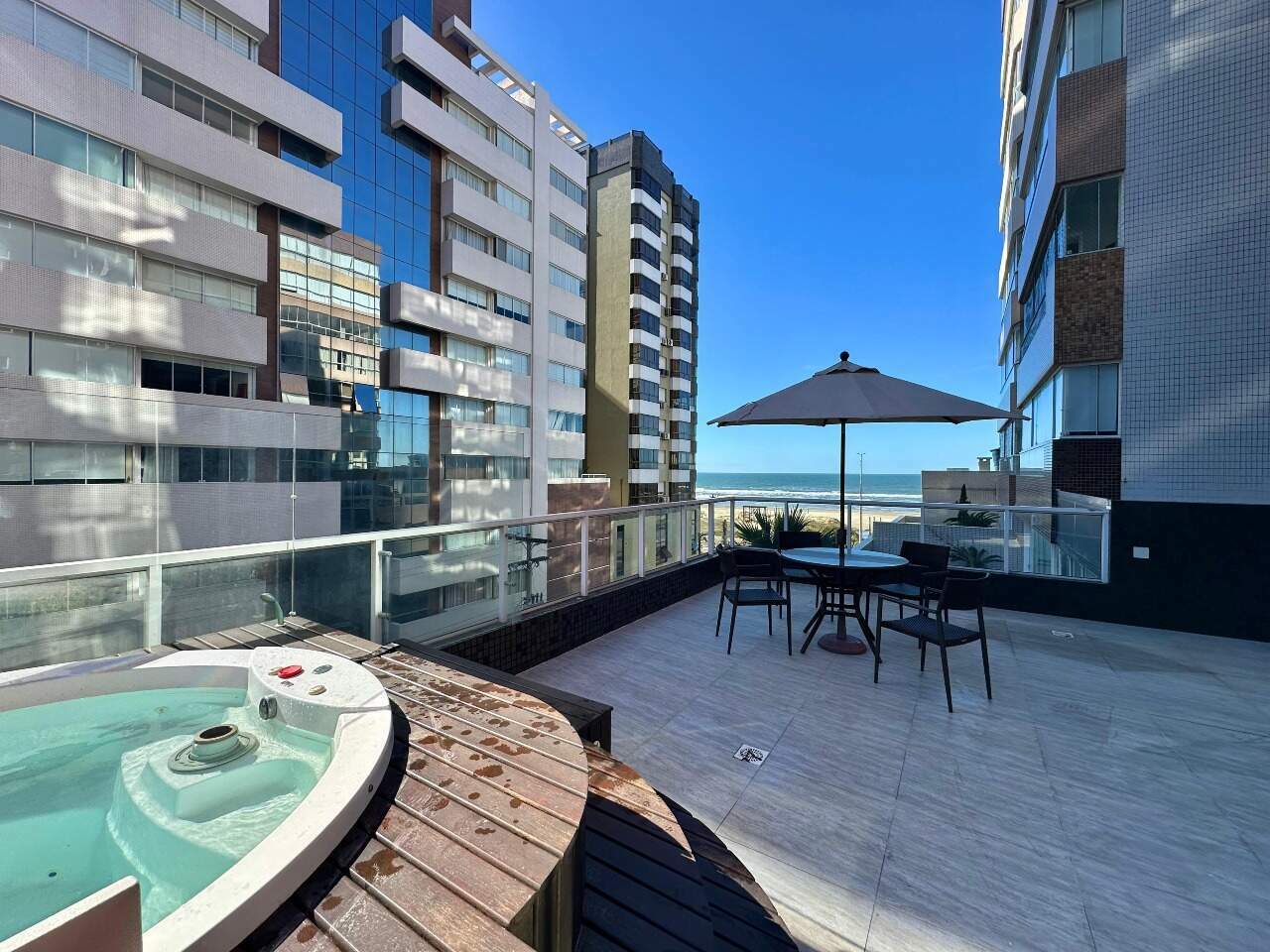 Apartamento à venda no Navegantes: 