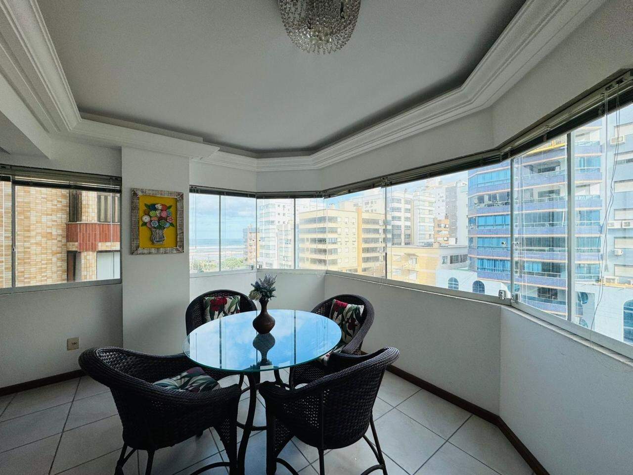 Apartamento à venda no Zona Nova: 