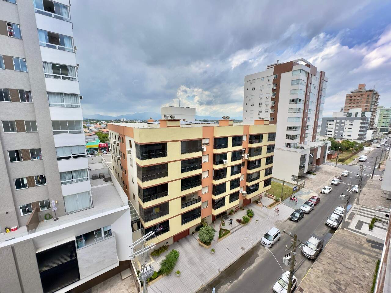 Apartamento à venda no Zona Nova: 
