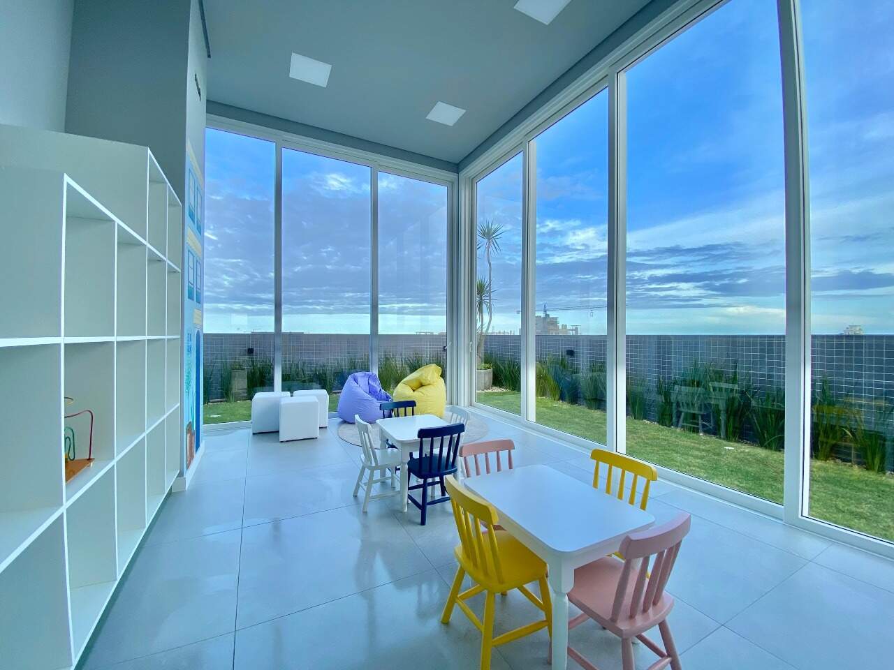 Apartamento à venda no Zona Nova: 