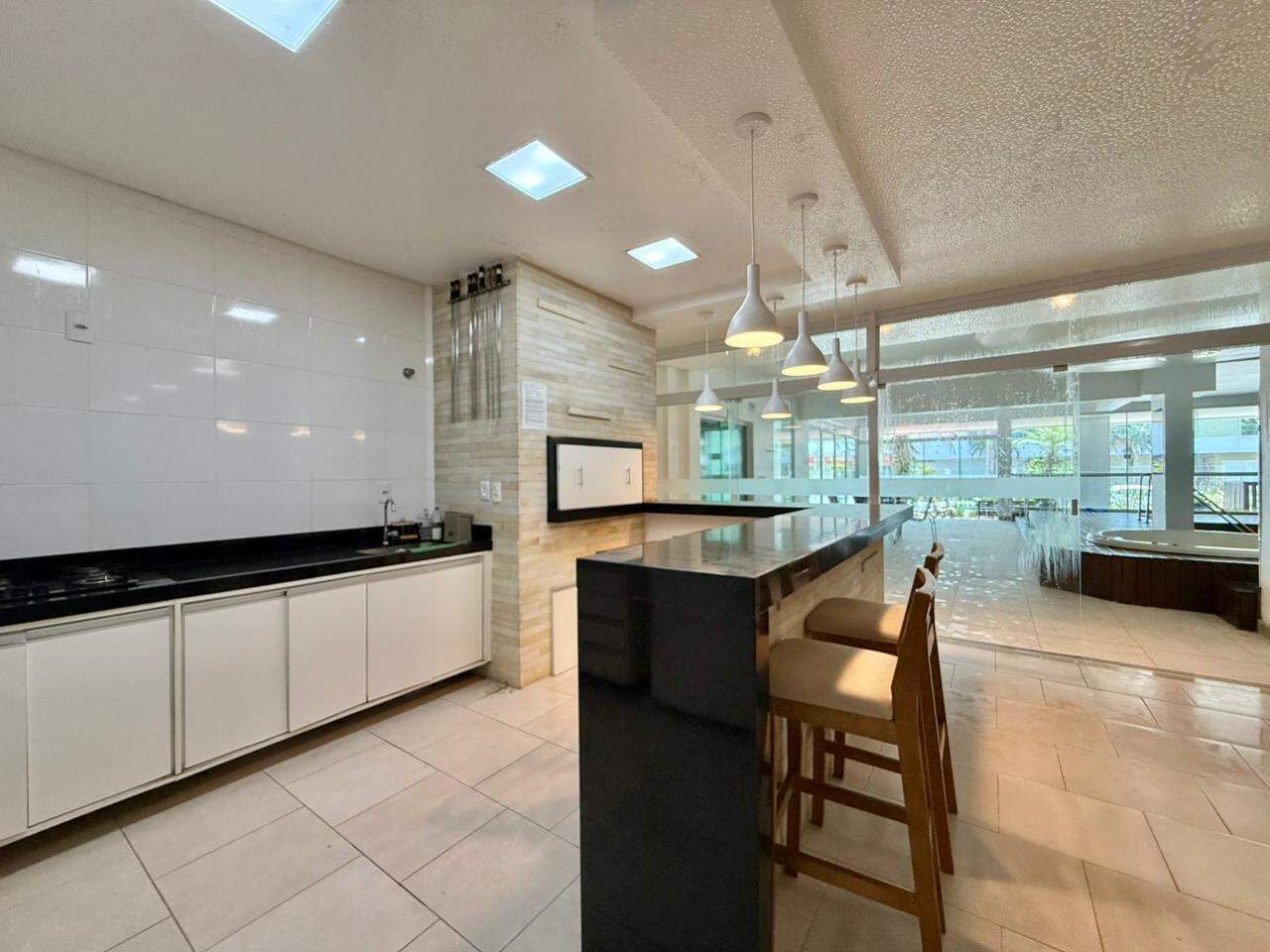 Apartamento à venda no Zona Nova: 