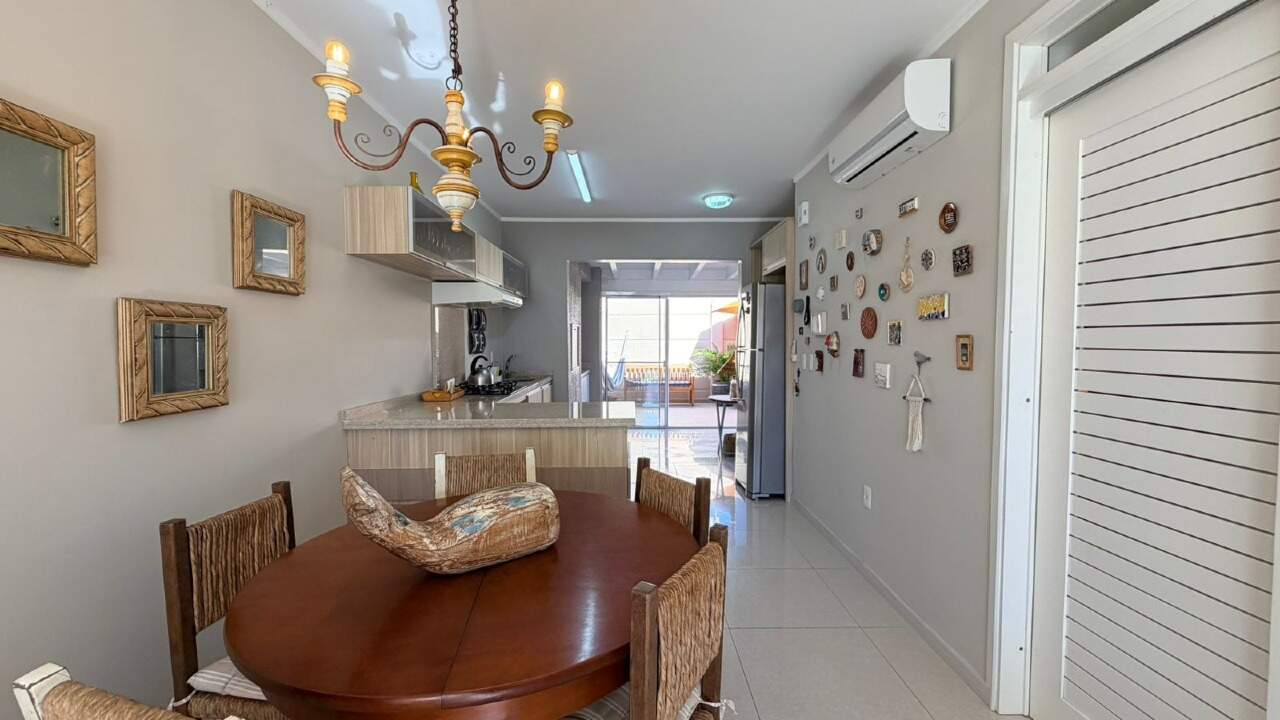 Casa em Condomínio à venda no Condomínio Casa Hermosa: 