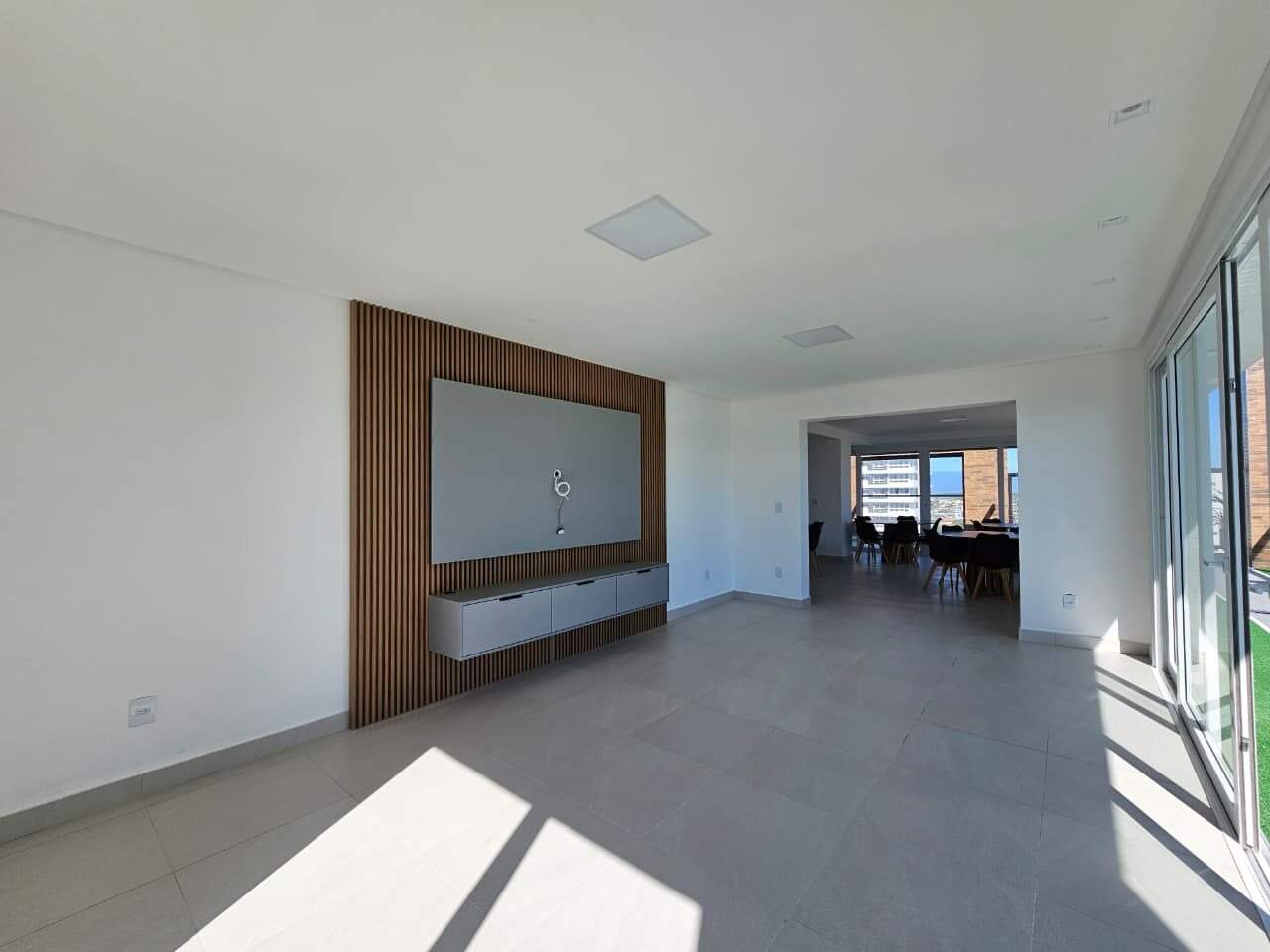 Apartamento à venda no Zona Nova: 