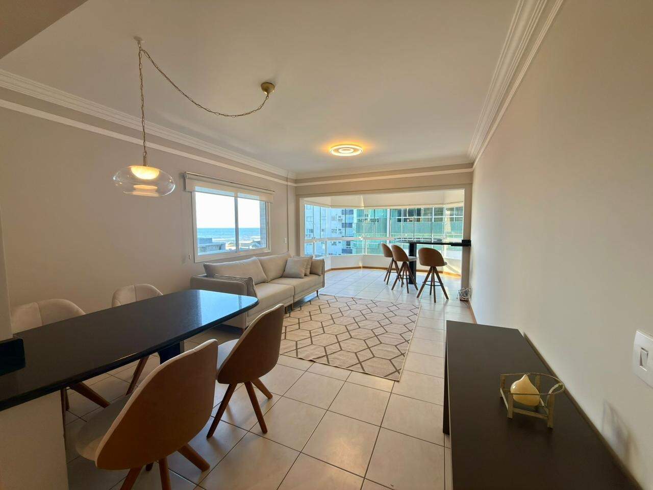 Apartamento à venda no Zona Nova: 