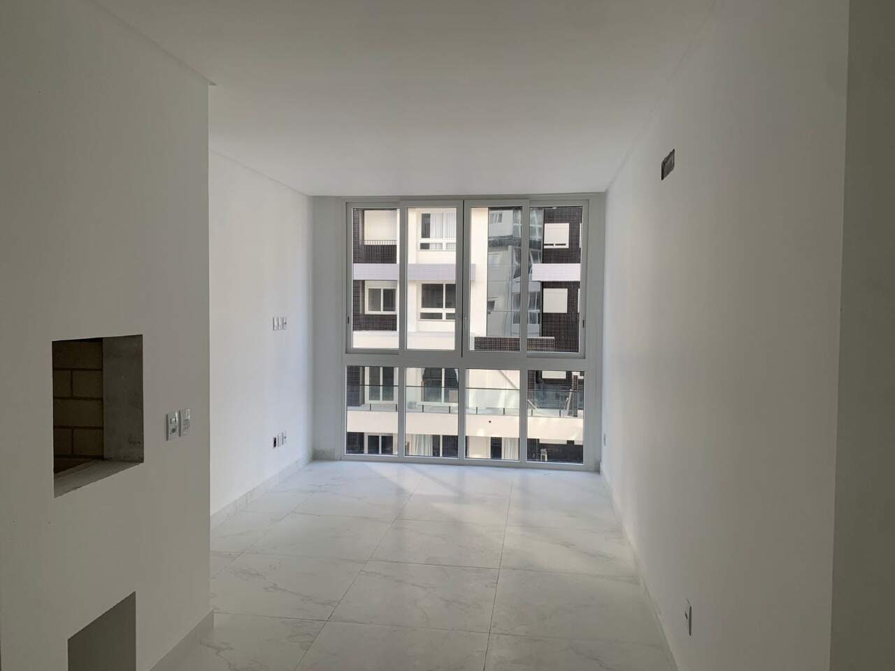 Apartamento à venda no Zona Nova: 