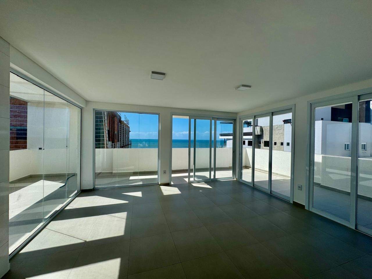 Apartamento à venda no Zona Nova: 