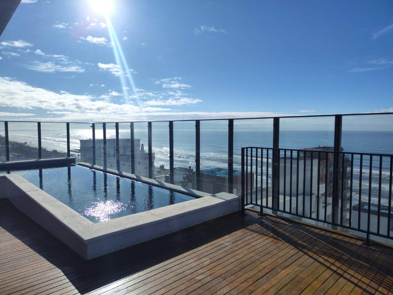 Apartamento à venda no Zona Nova: 