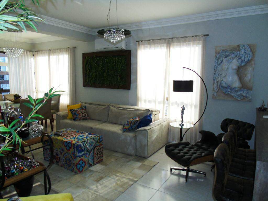 Apartamento à venda no Navegantes: 